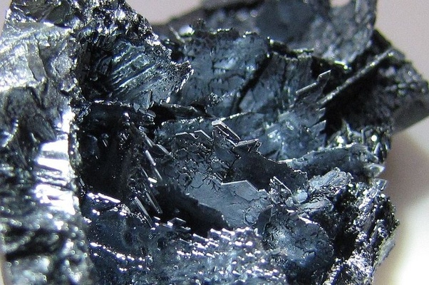 What is a lustrous nonmetal? Quora