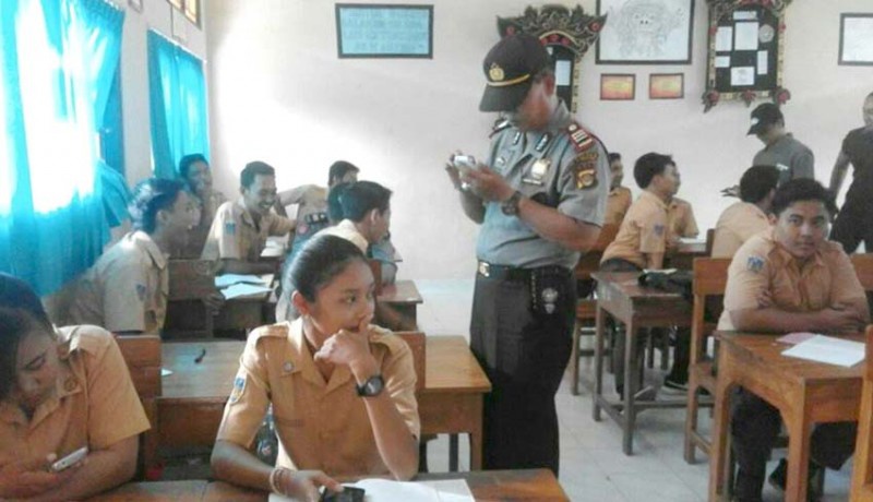 Bagaimana pendapatmu tentang razia ponsel di sekolah? Bukankah itu  melanggar hak privasi? - Quora