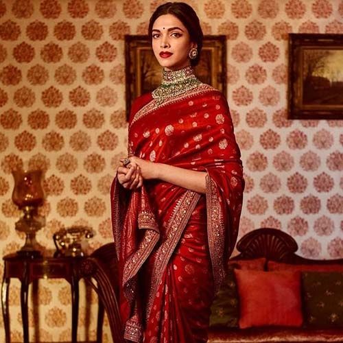What type of blouse suits for banarasi saree? Quora