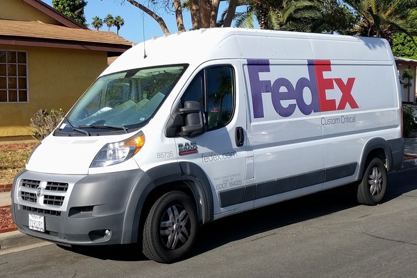 Who manufactures FedEx trucks? Quora