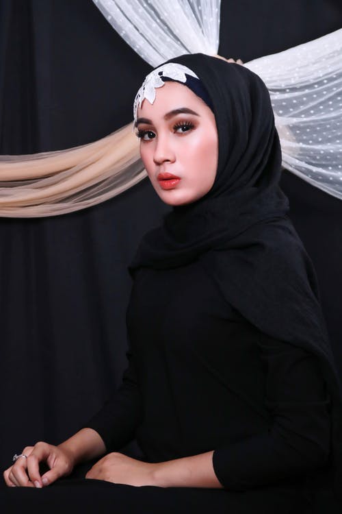 Can a Muslim woman in a hijab still be sexy? Quora