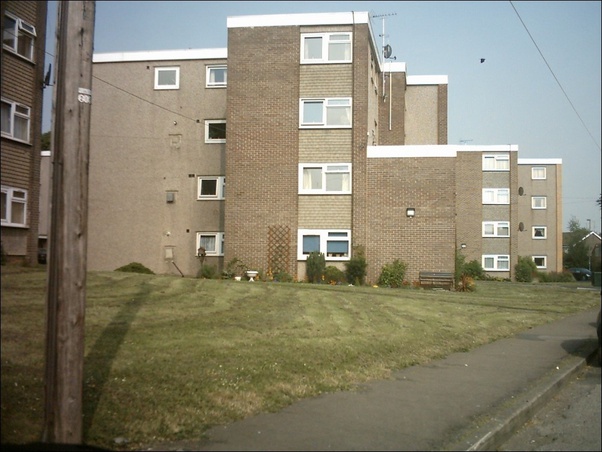 In the UK, what does it mean if you have grown up on a council estate