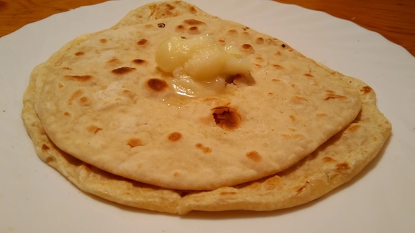 How many calories are in a normal size roti with some oil? Quora
