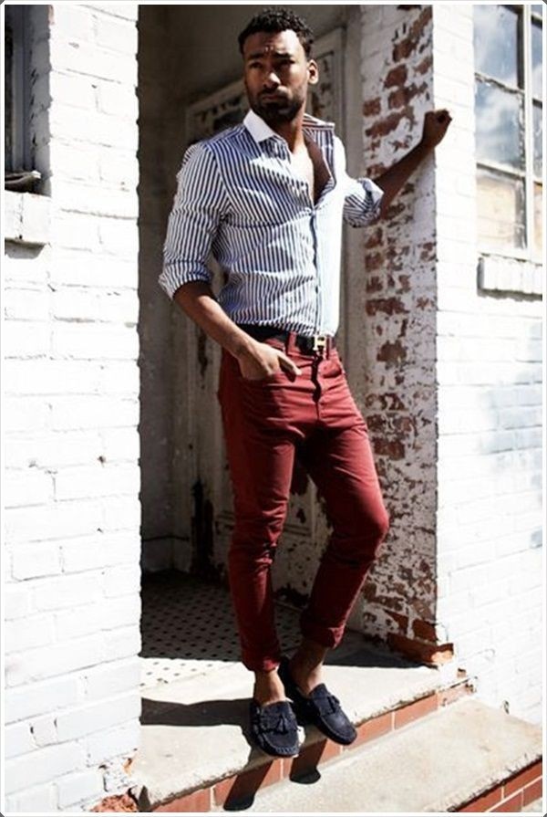 What color shirt goes with maroon pants? Quora