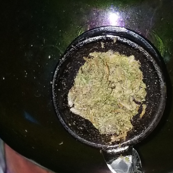 Will smoking weed, in an enclosed bathroom (shower room) with a fan at
