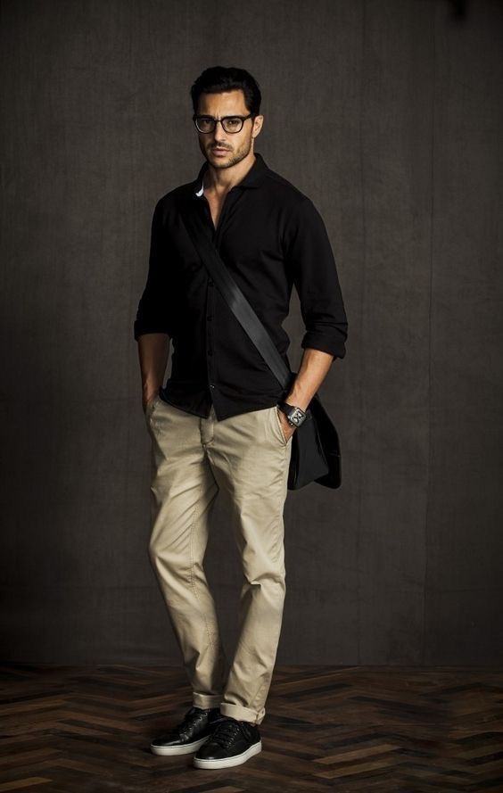 What color shirt goes well with beige pants? Quora