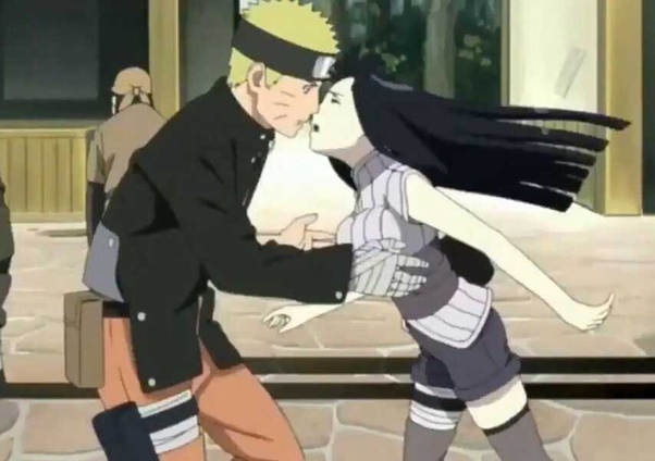 How could you tell that Hinata was pregnant, or was it mentioned in the