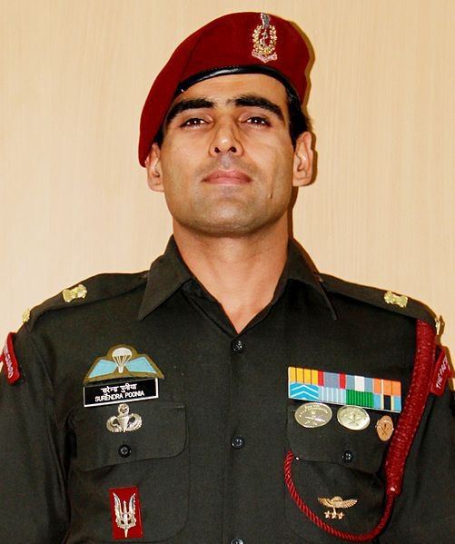 How can one an airborne paratrooper in Indian army being an