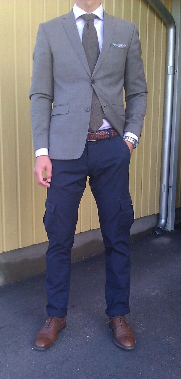 Which colour blazer suits with white shirt and blue trouser? Quora