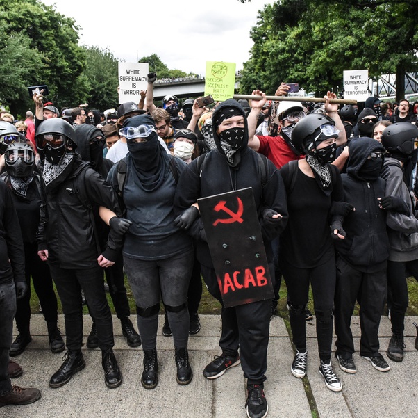 Antifa Attack Trump Supporters Based Stickman Defends March4trump