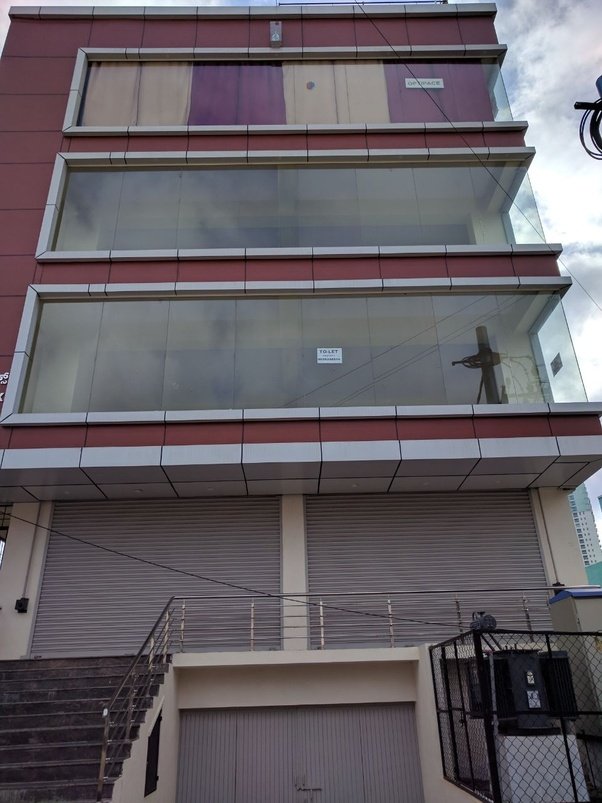 What is the current construction cost per square for a