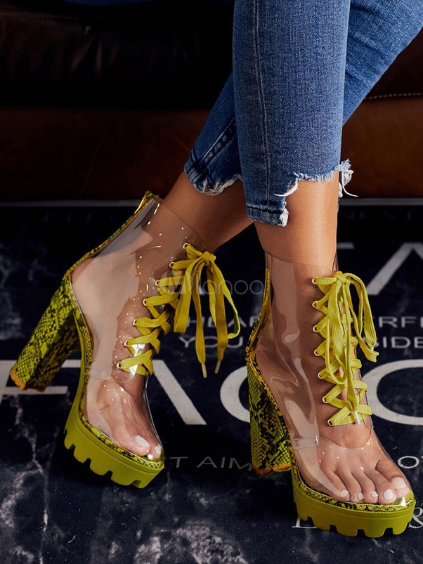 How many pairs of shoes does the average woman own? Quora