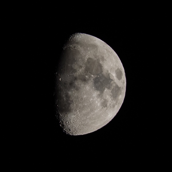 Why can we see the stars and the moon in detail, but cameras can't? Quora