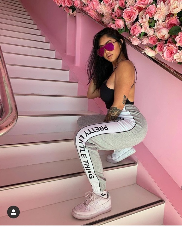 What are some stunning photos of Marie Madore? Quora