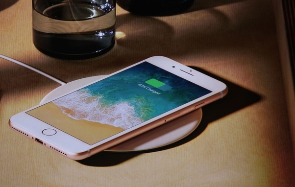 Which phone should I get, the iPhone 8 or the Samsung S8? Quora