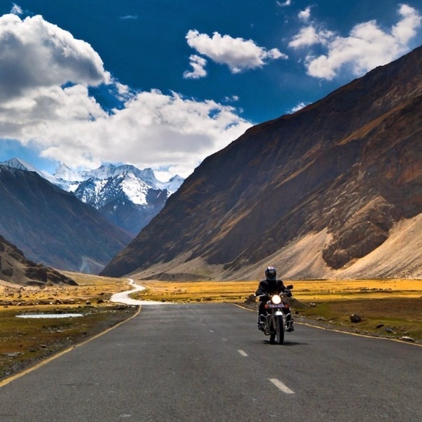Which is the best route for a bike trip to LehLadakh, via Srinagar or