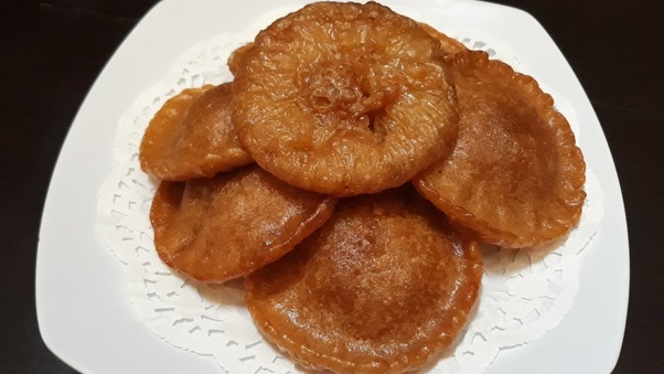 Apa saja kuekue atau makanan ringan dan minuman tradisional dari
