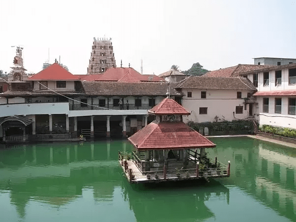 Which are the best places to visit in Karnataka during February/March