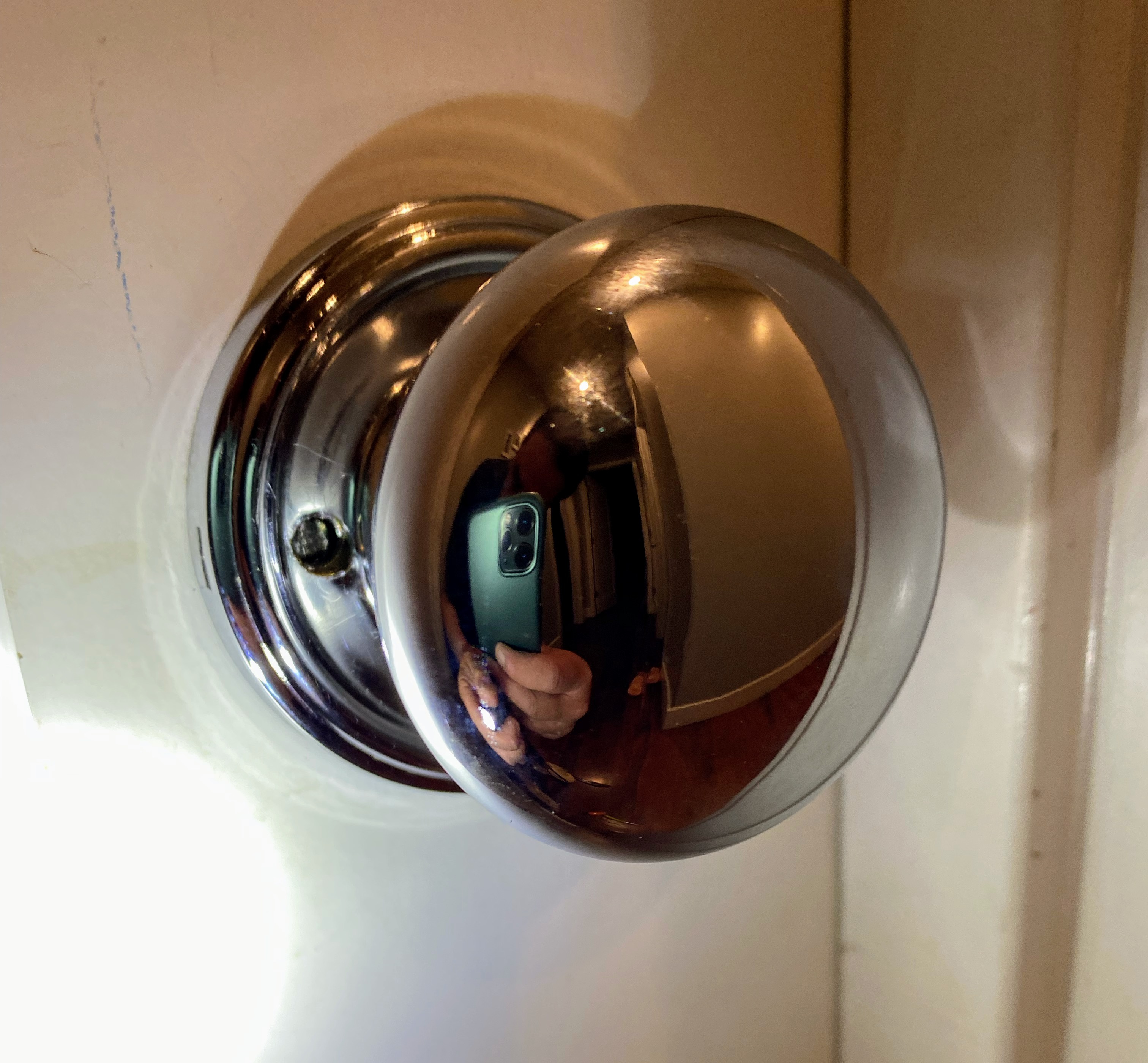 How To Open Bedroom Door Without Keyhole