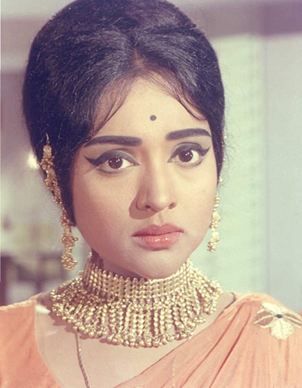 Which are the oldest actresses of Bollywood who are still alive? Who is
