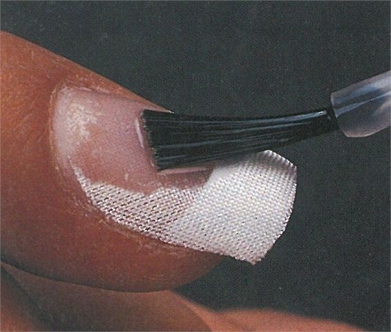 How do fiberglass and acrylic nails compare? Quora