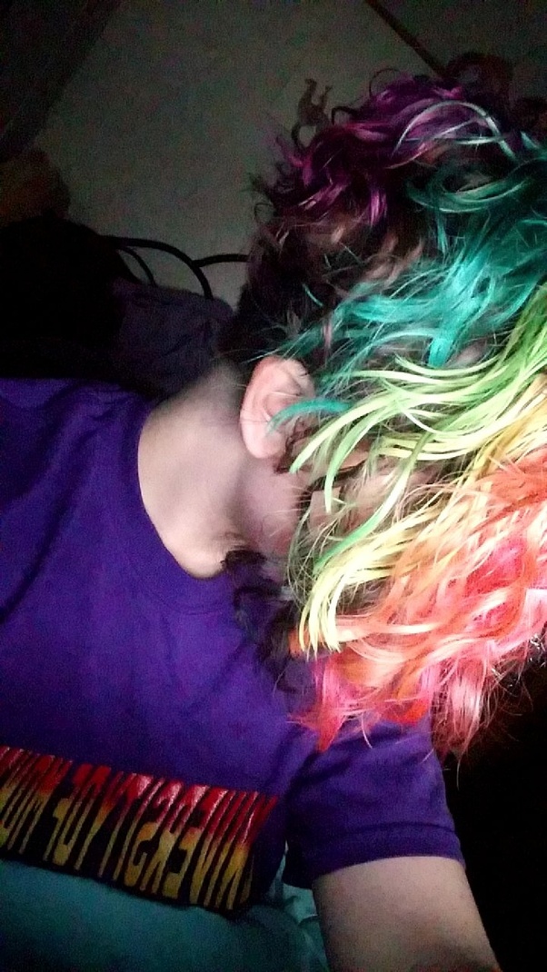 How difficult is it to dye your own hair? Quora