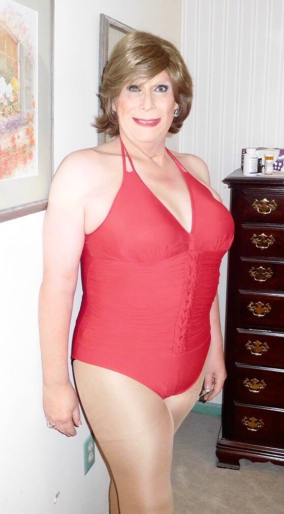 As a crossdresser, what should I wear when going to the