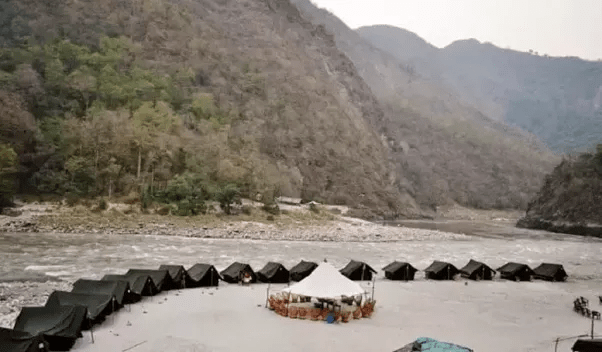 What are the best places to stay in Rishikesh? Quora