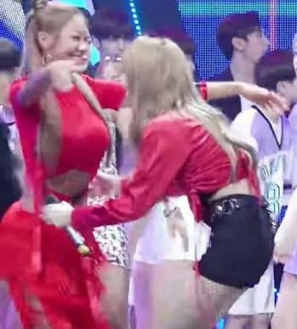 Who are Lisa from BLACKPINK's best friends? Quora