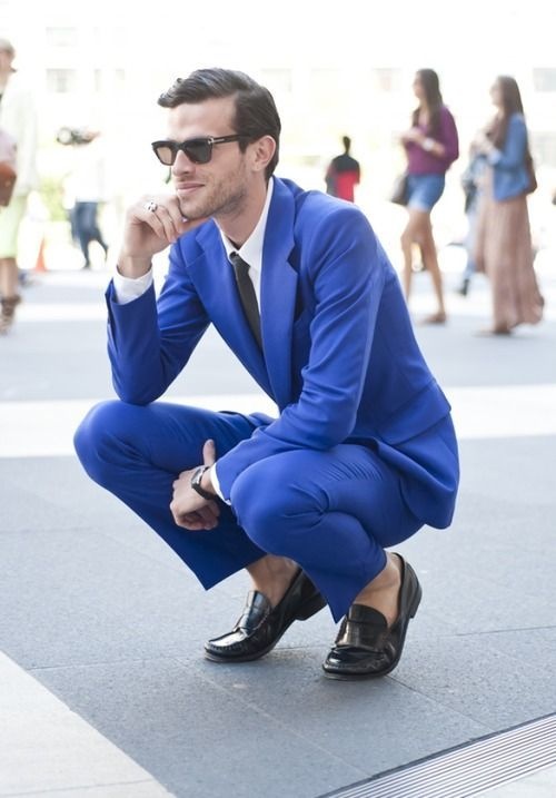 What colour shoes with a blue suit? Quora