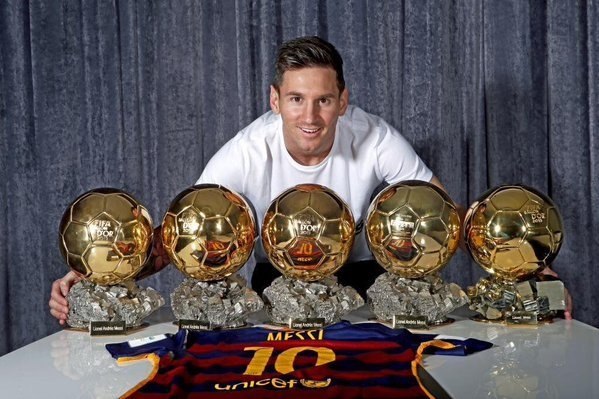 What are the major of Lionel Messi as a football player
