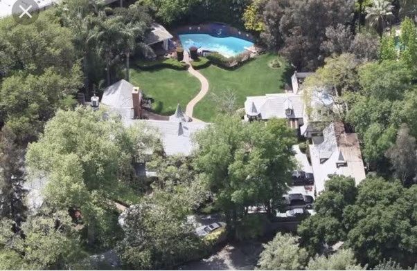 How did Michael Jackson lose all his money? Quora