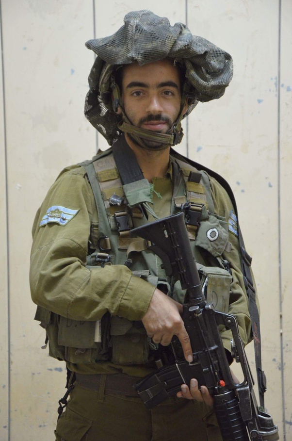 Why do Israeli soldiers wear strange hats? Quora