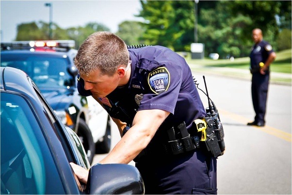 Does your criminal record come up during a traffic stop? Quora