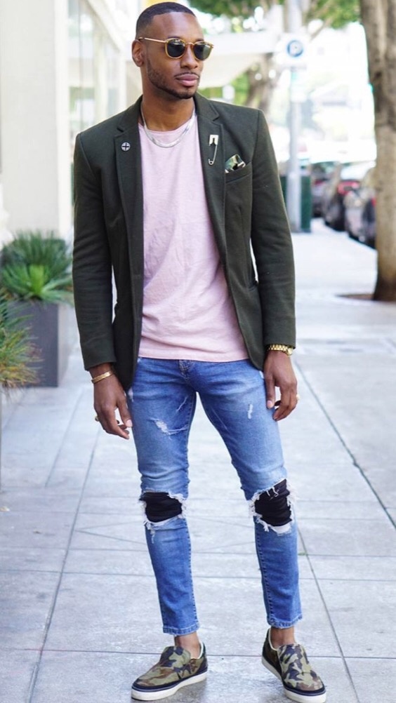 What style of clothes do you usually wear and how would