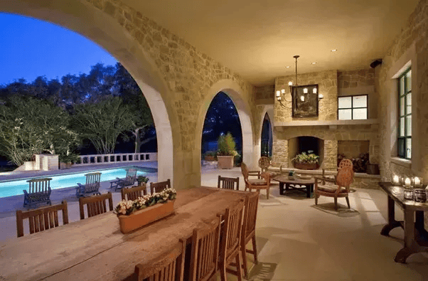 What are the differences between a balcony and a porch