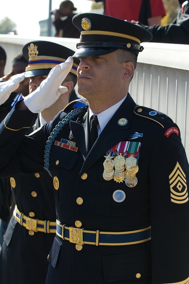 What does the blue cord on an army uniform mean? Quora