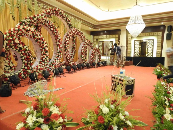 How much does a wedding cost (approximately) at Mayfair Lagoon