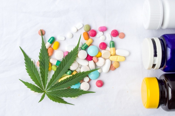 Can you smoke weed while taking oxycodone? Quora