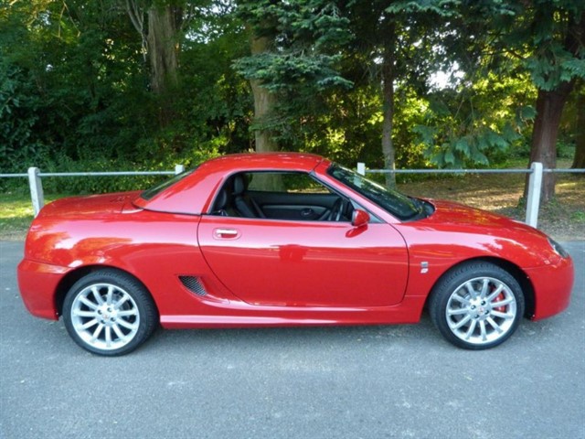 Is It Possible To Convert A Convertible Into A Coupe? - Quora