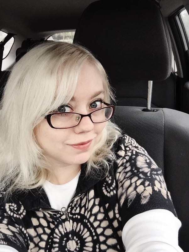 What does platinum blonde hair look like in real life