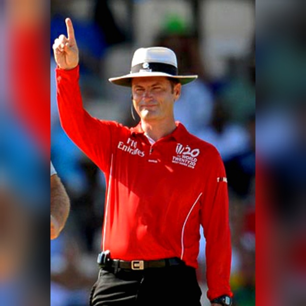 Does the umpire need to signal out to the scorers even if the wicket