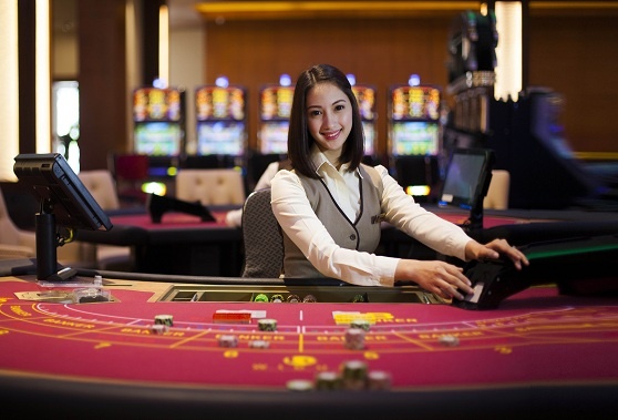 How hard is it to be a casino dealer? Quora