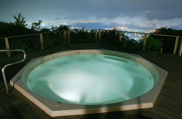 Can you put Epsom salts in a hot tub? Quora