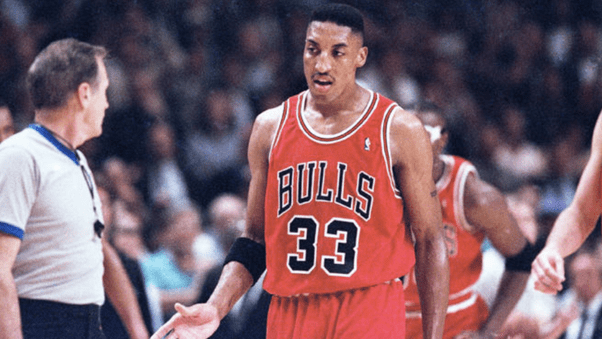 Prime Scottie Pippen or Kawhi Leonard Who's the better basketball