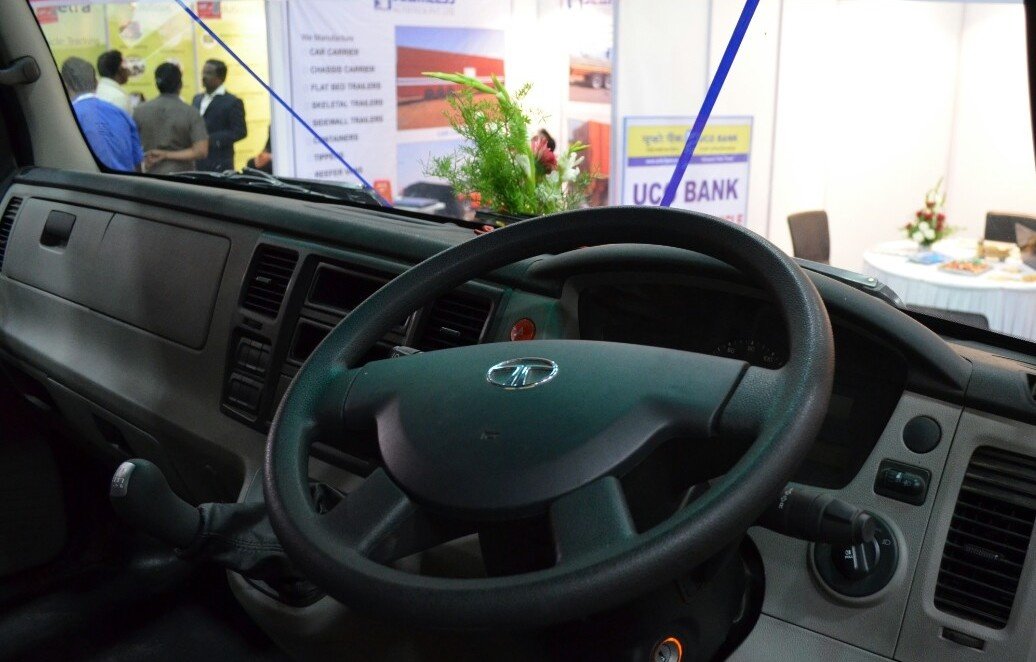 Why Is The Steering Wheel Design In Cars And Trucks/Buses (In General Heavy Vehicles) Different? - Quora