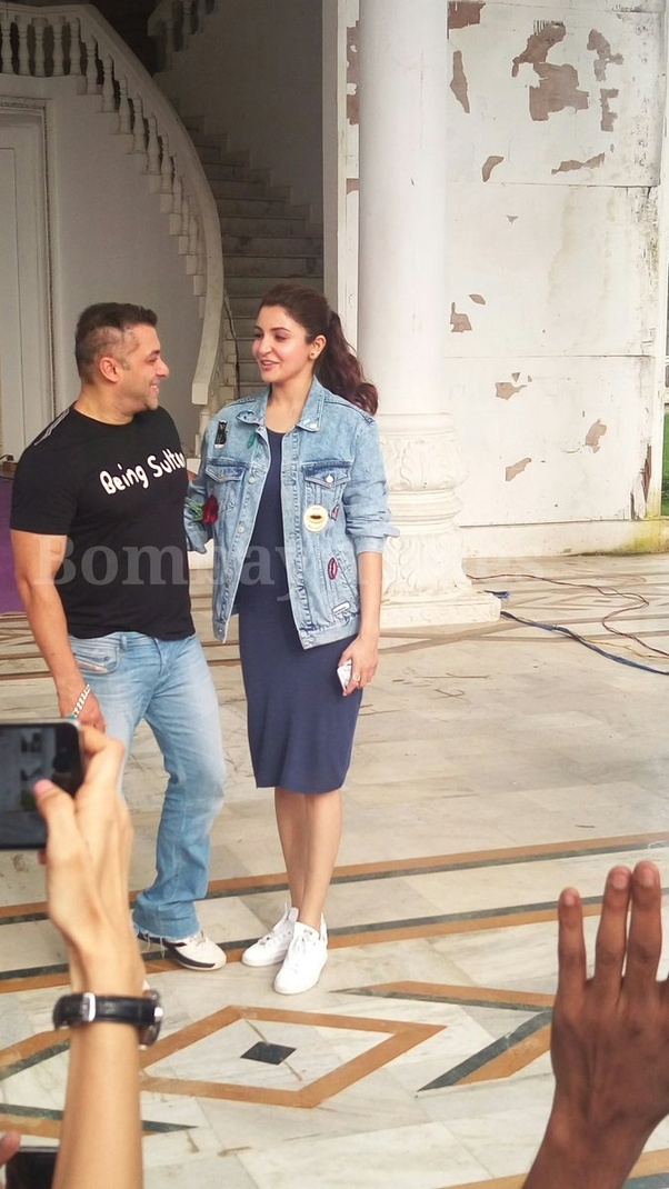 What is actual height of bollywood stars? Quora
