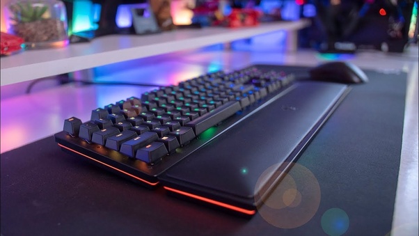 What is a good keyboard for gaming and programming? I am considering