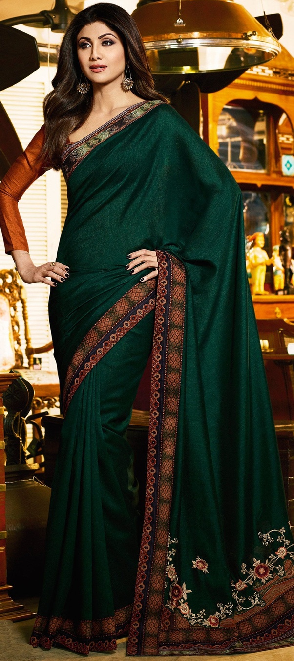 What type of sarees are best to wear in moonsoon? Quora