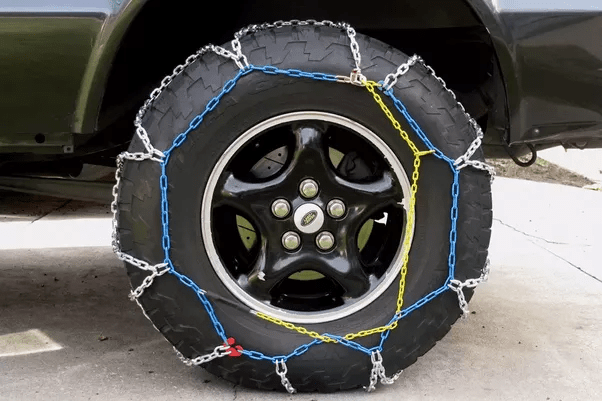 Is it true that snow chains can cause easily detectable damage to your